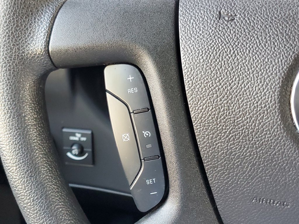 Used 2025 Chevrolet Express 2500 w/ Driver Convenience Package RWD image 18