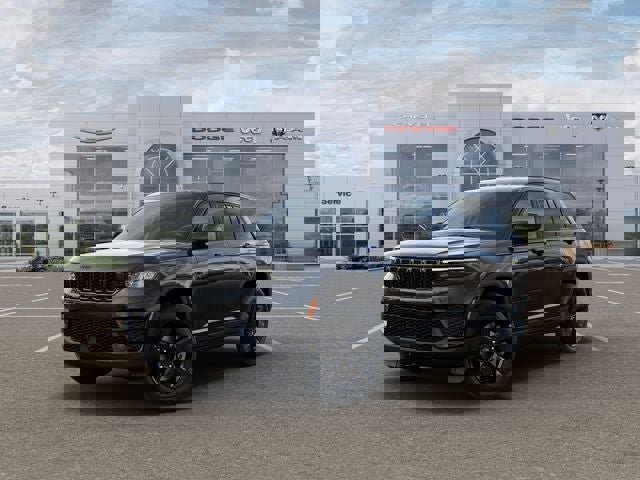 New 2025 Jeep Grand Cherokee Laredo image 1