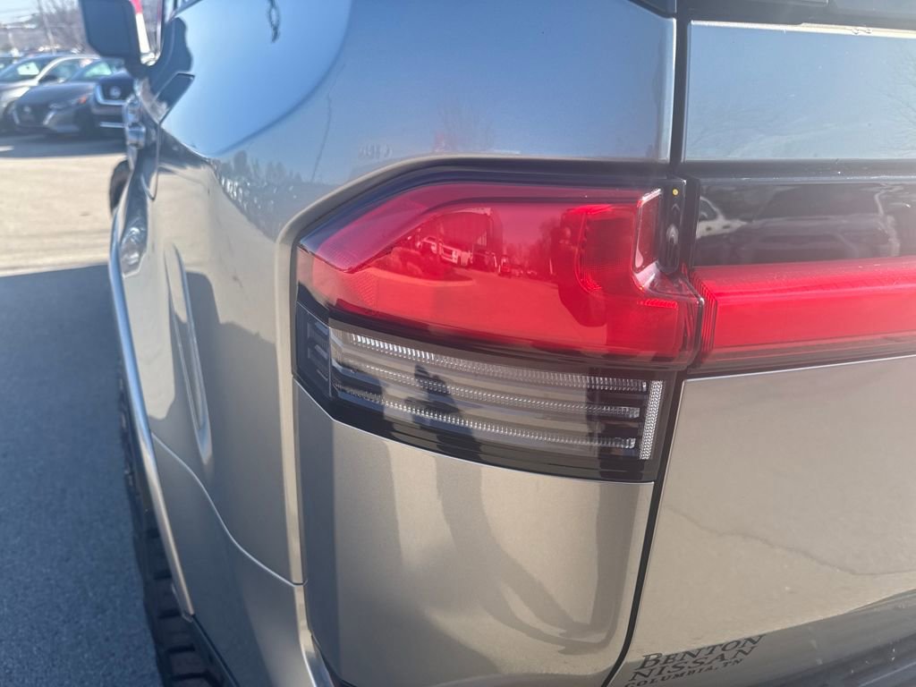 Used 2024 Lexus GX 550 w/ Accessory Package (2T) image 41