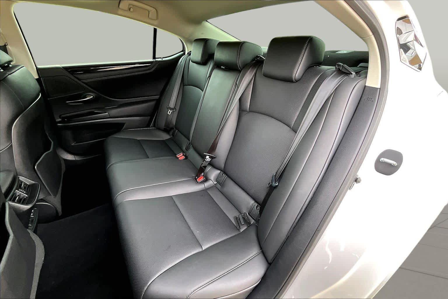 Used 2020 Lexus ES 350 w/ Premium Package FWD image 21