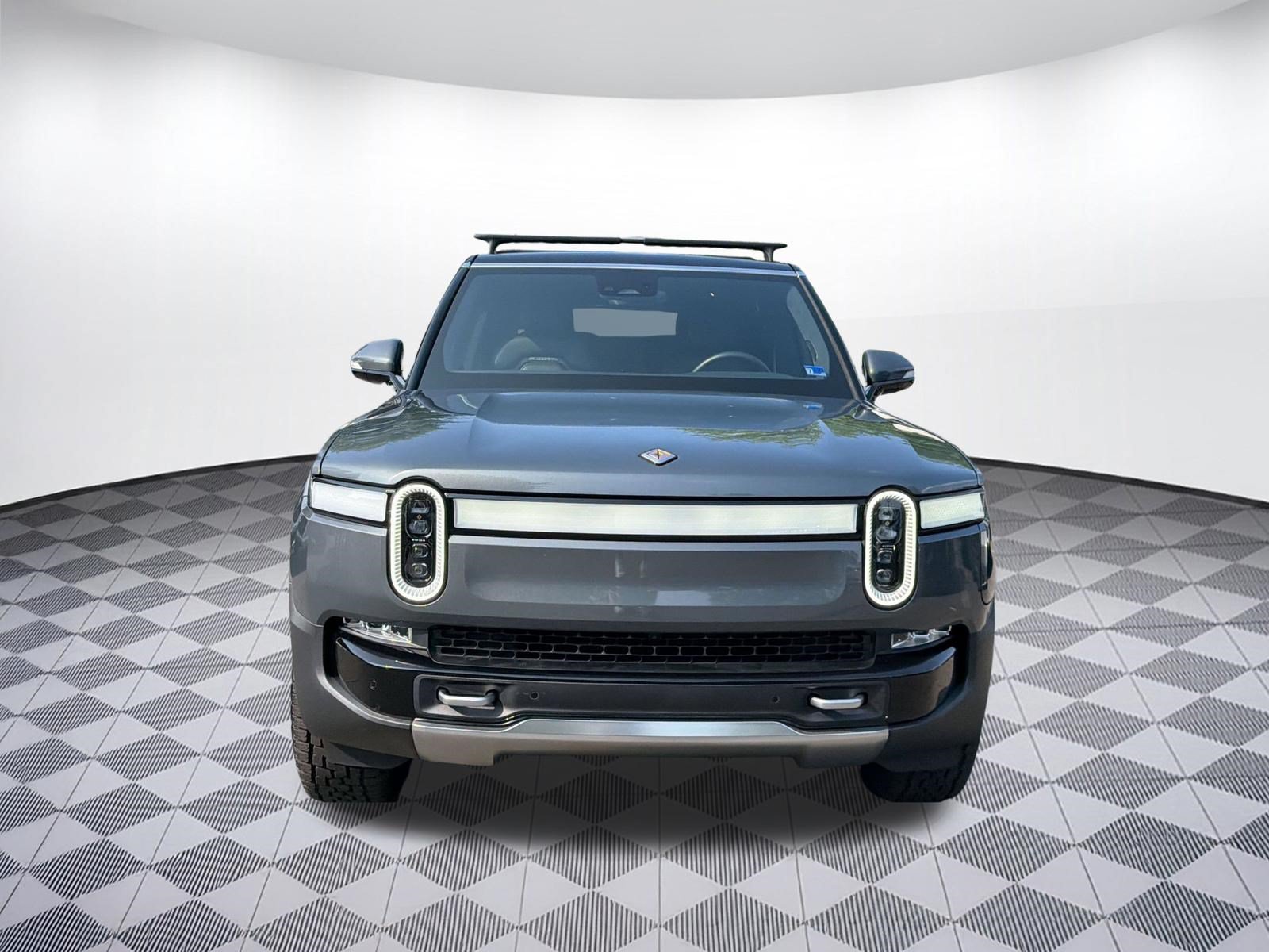 Used 2024 Rivian R1S Adventure AWD/4WD image 6