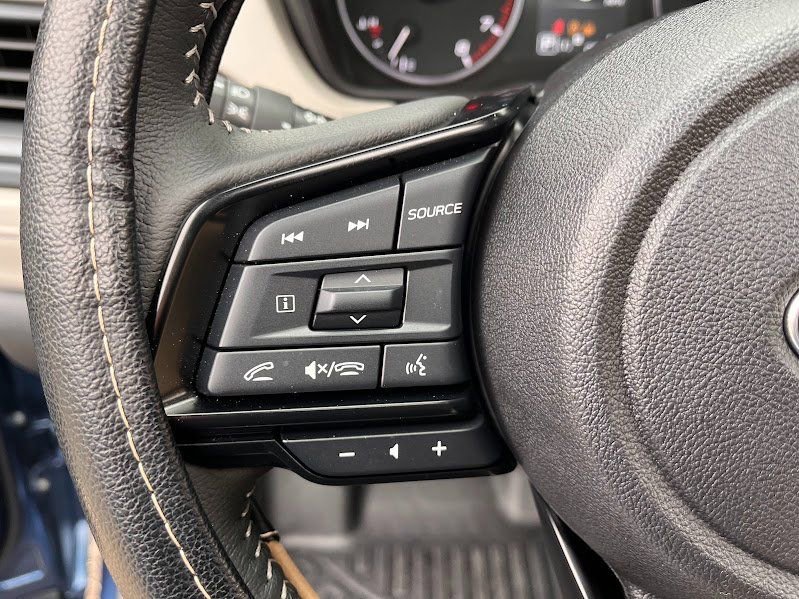 Used 2025 Subaru Forester Premium w/ Convenience Package #2 image 14