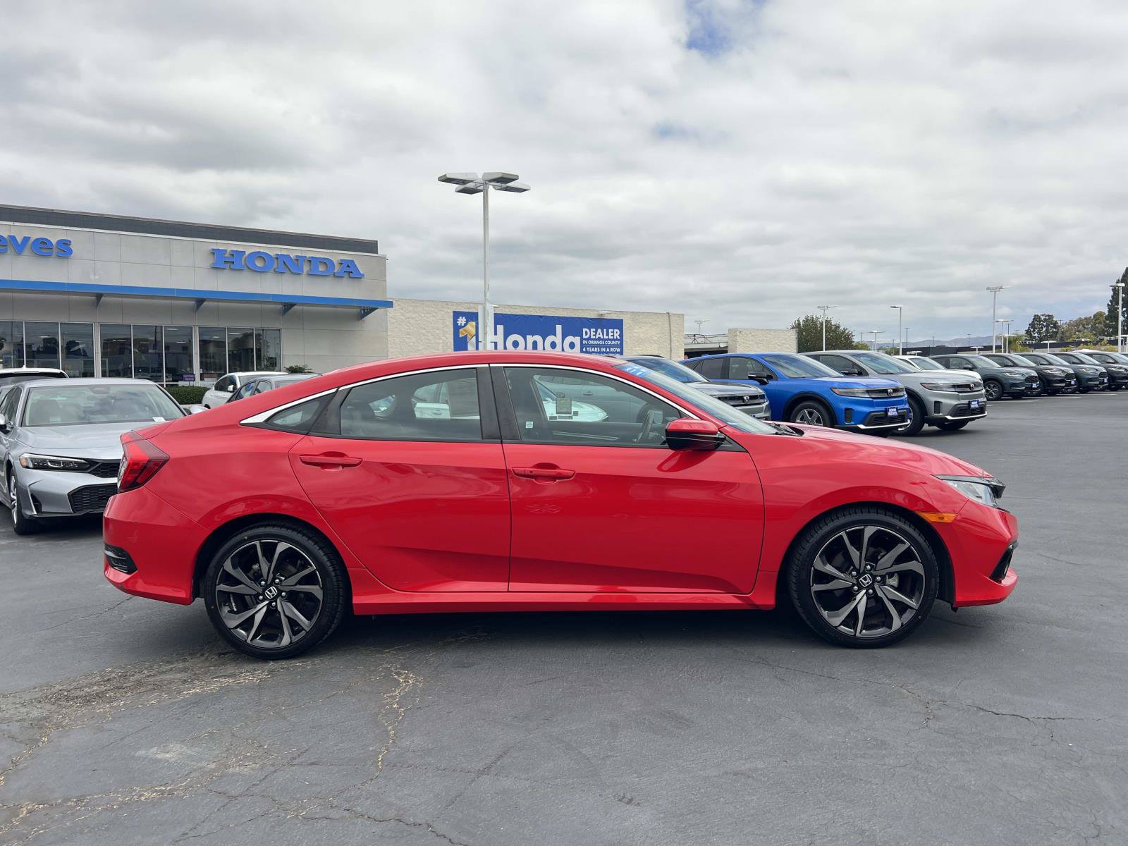 Used 2020 Honda Civic Sport image 24