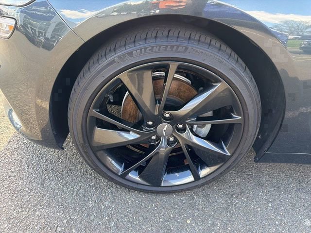 Used 2023 Genesis G70 2.0T w/ Sport Prestige Package image 5