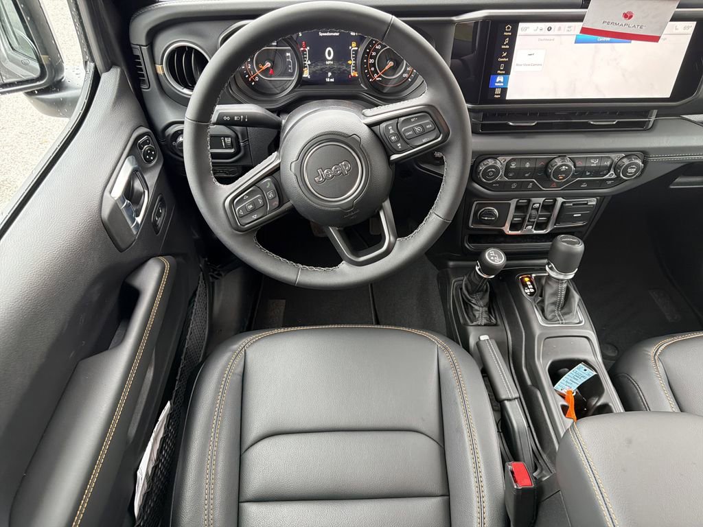 New 2026 Jeep Gladiator Sahara image 15