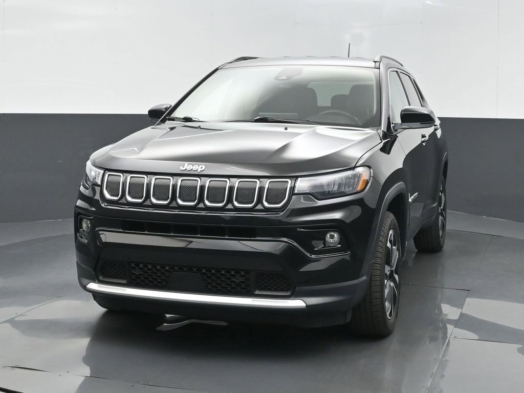Certified 2022 Jeep Compass Limited image 3