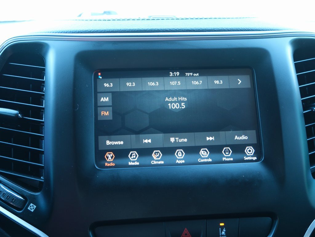 Used 2021 Jeep Cherokee Latitude image 19