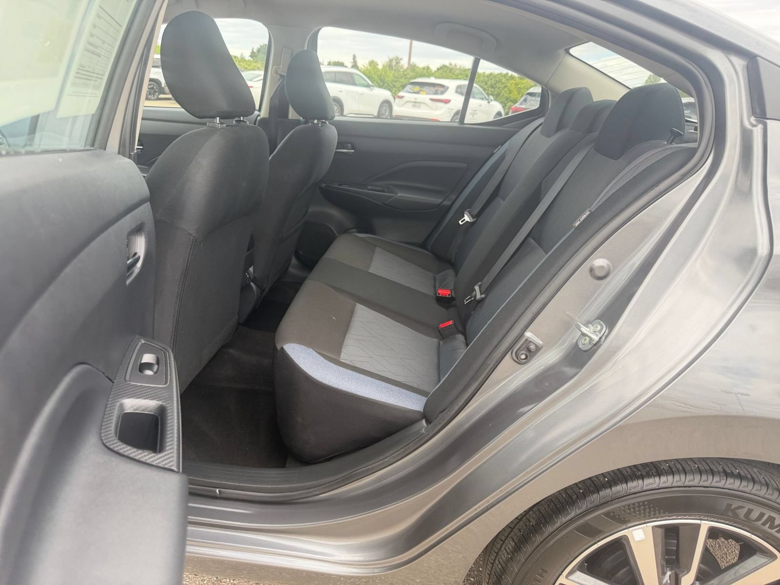 Used 2025 Nissan Versa SV FWD image 37