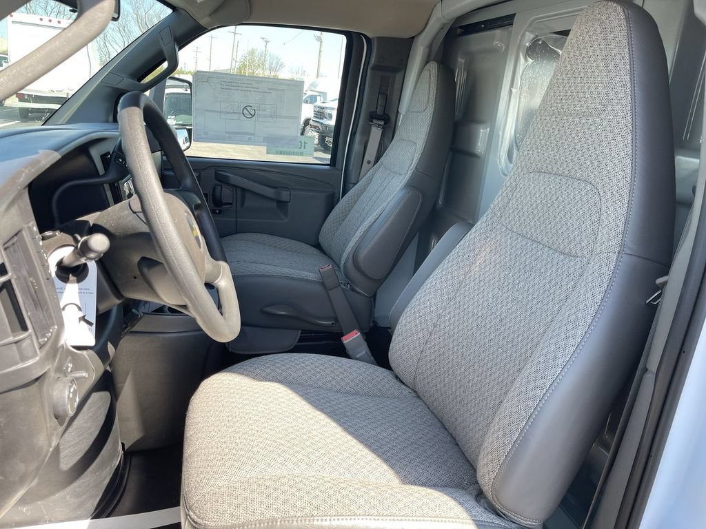 New 2025 Chevrolet Express 3500 w/ Power Convenience Package RWD image 7