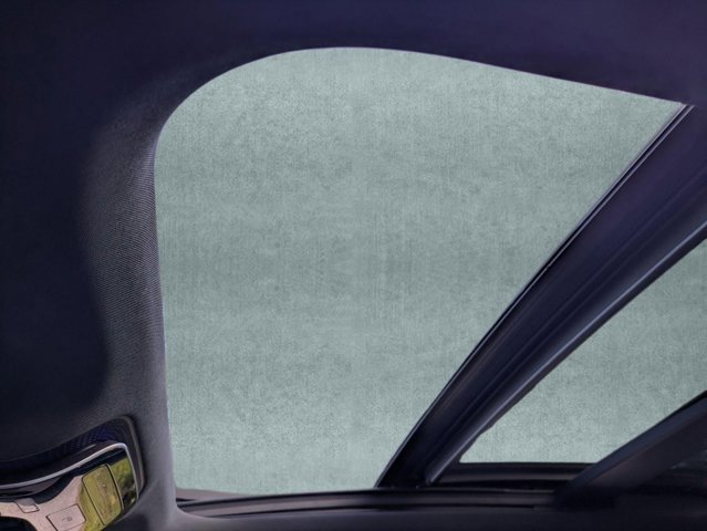 Used 2024 Mercedes-Benz GLC 300 4MATIC image 13