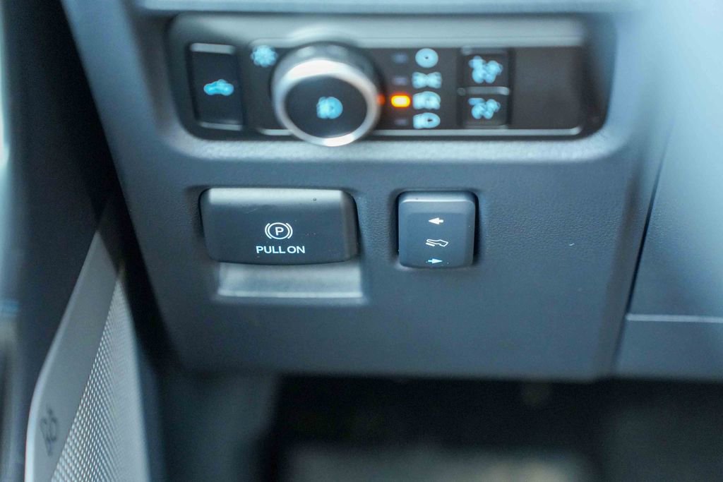 Used 2023 Ford F150 Lariat w/ Equipment Group 502A High image 25