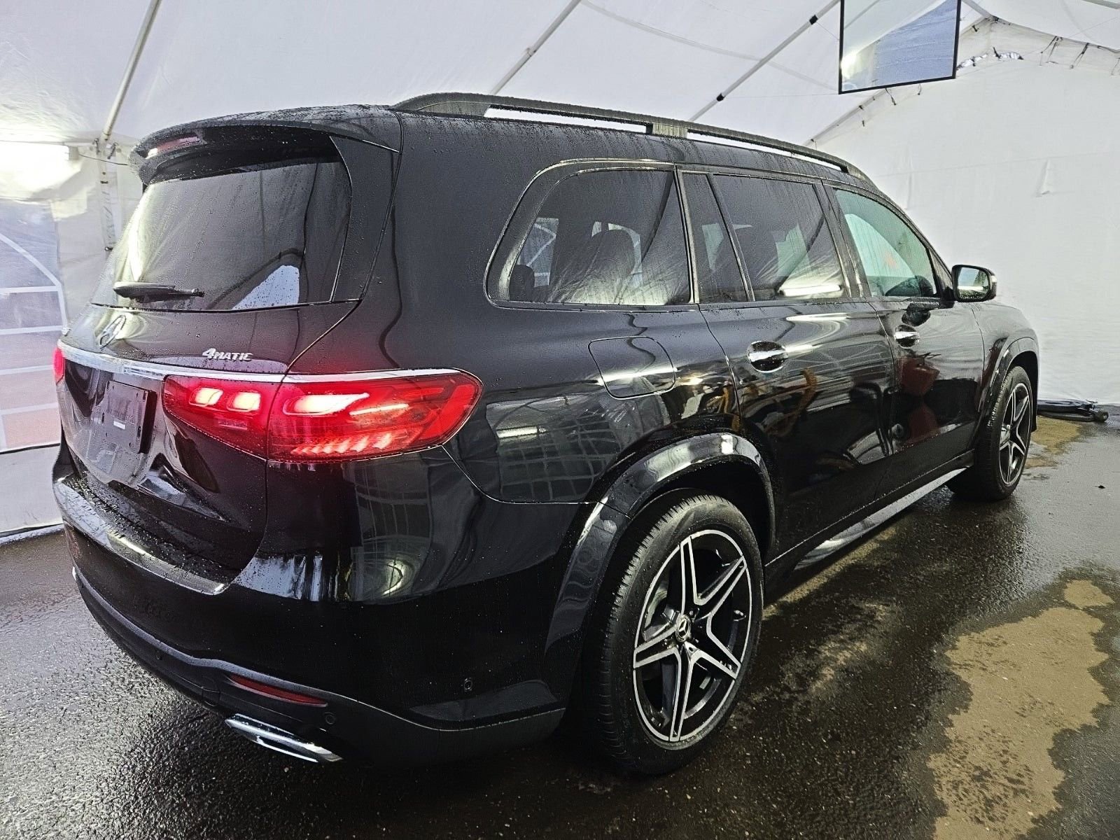 Used 2024 Mercedes-Benz GLS 450 4MATIC image 6