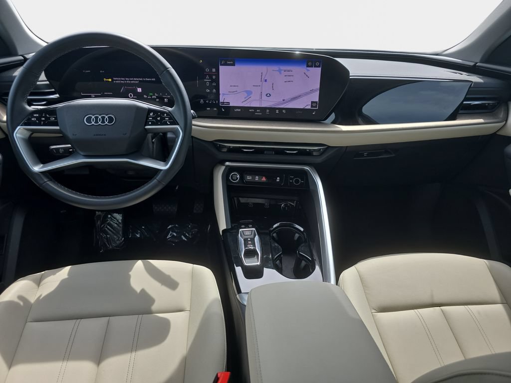 Certified 2025 Audi Q5 Premium w/ Convenience Package AWD/4WD image 9