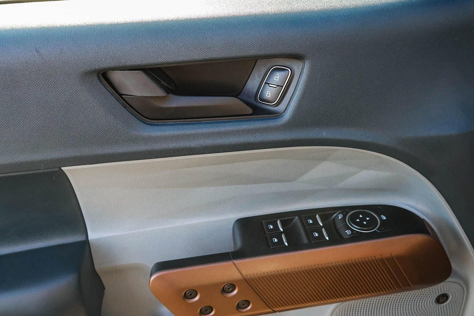 Used 2024 Ford Maverick Lariat w/ 4K Tow Package image 30