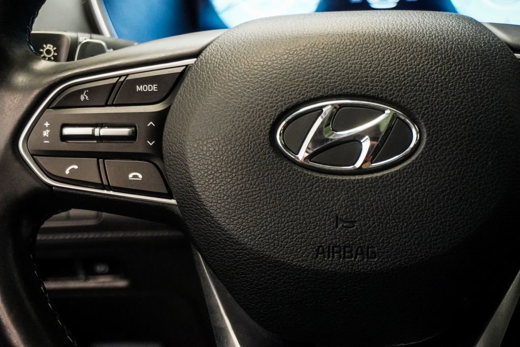 Used 2022 Hyundai Santa Fe Limited AWD/4WD image 16