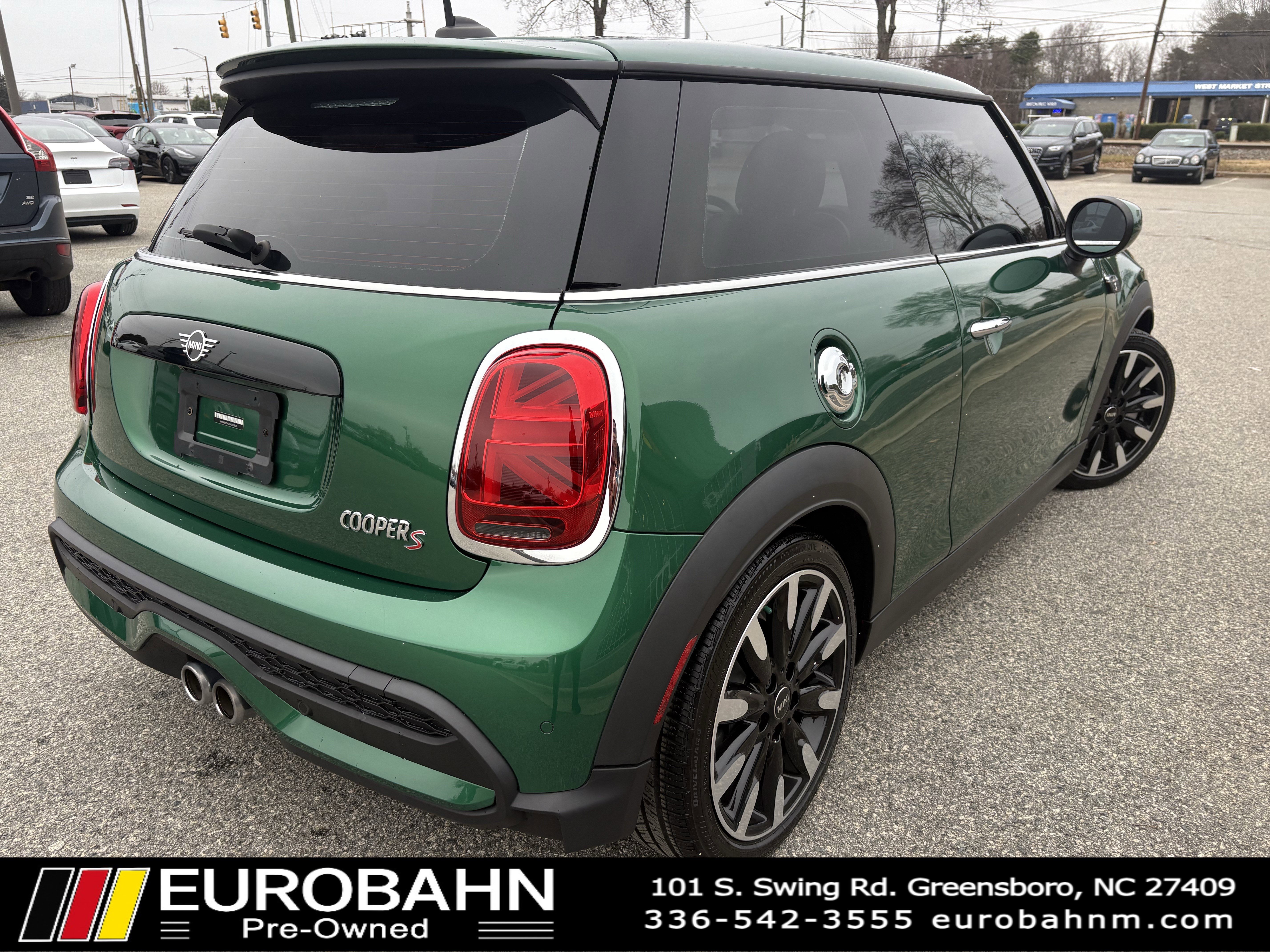 Used 2022 MINI Cooper S w/ Signature Upholstery Package image 5