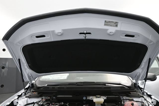 New 2026 Cadillac Optiq Sport 1 w/ LPO, Floor Liner Package AWD/4WD image 37