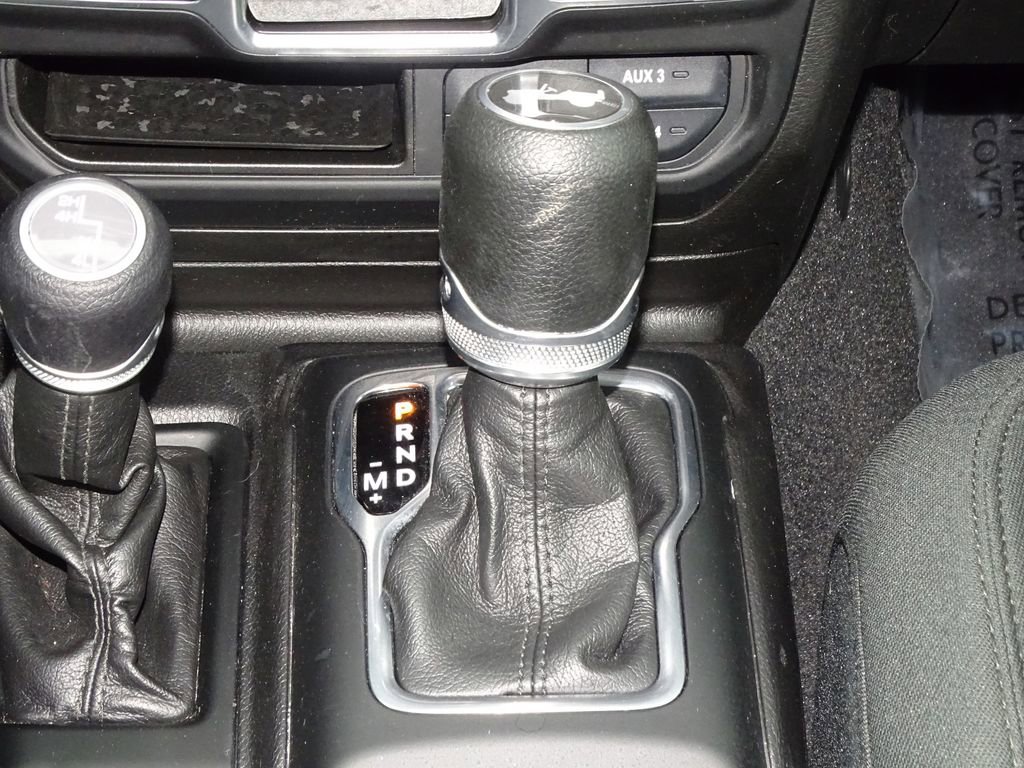 Used 2021 Jeep Wrangler Unlimited Sport image 34