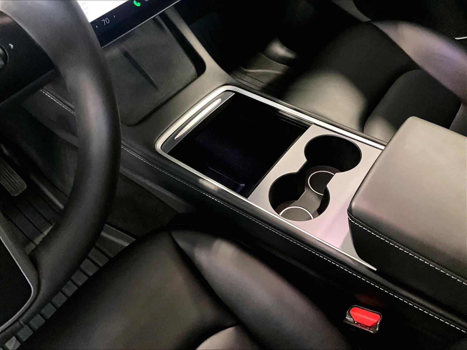 Used 2023 Tesla Model Y AWD image 21
