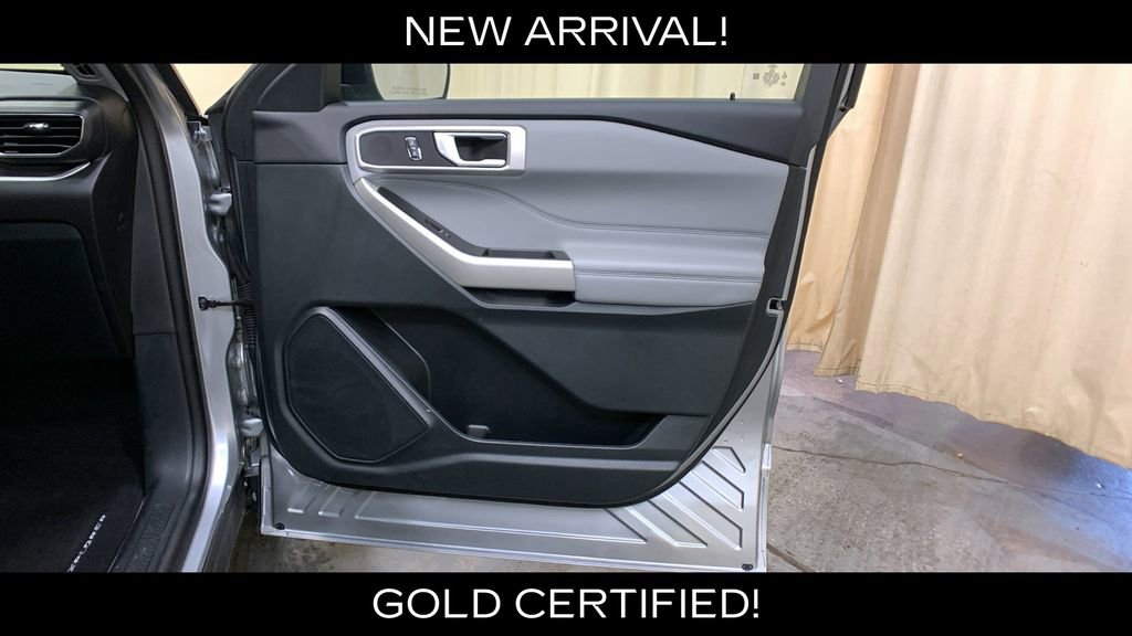 Certified 2023 Ford Explorer XLT w/ Equipment Group 202A image 10