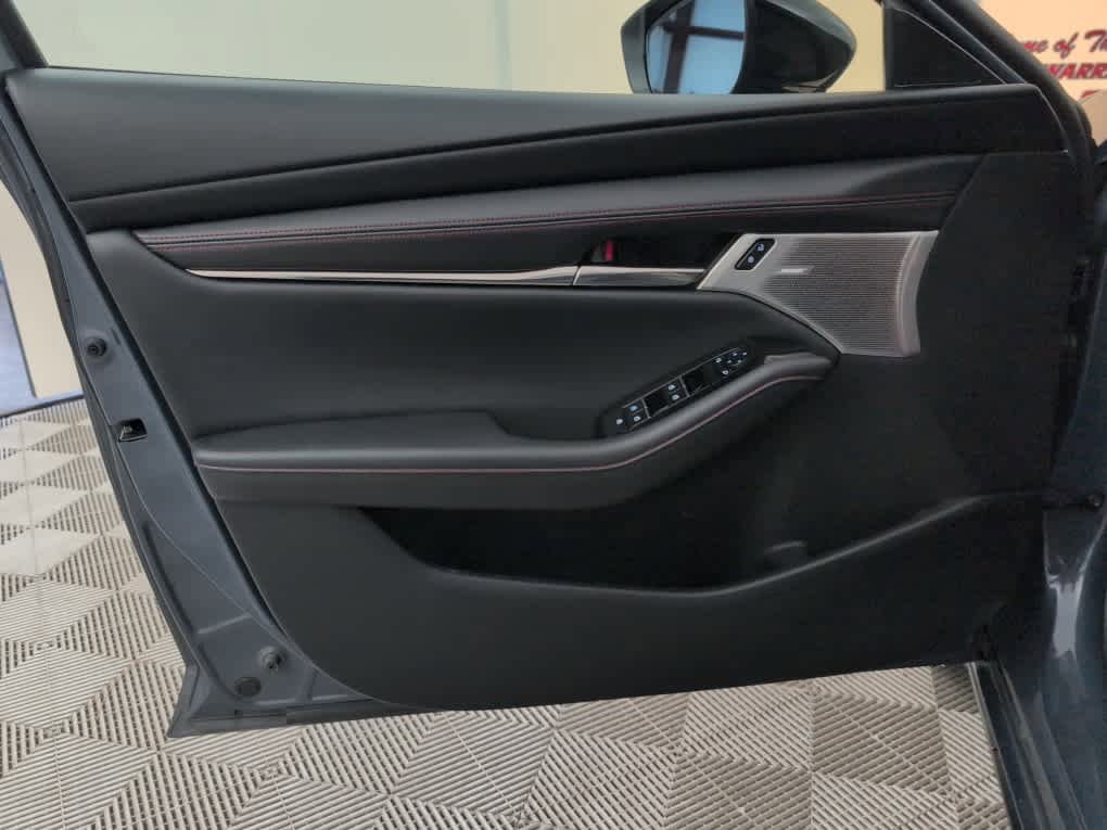 Used 2022 MAZDA MAZDA3 s FWD image 18