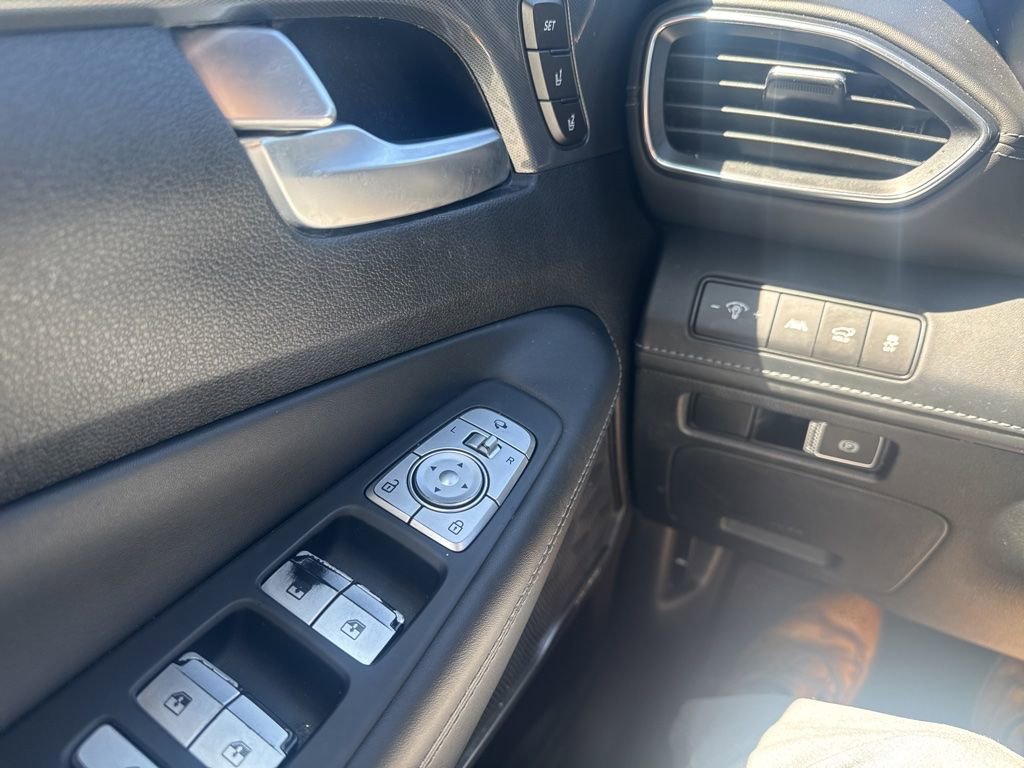 Used 2022 Hyundai Santa Fe Calligraphy image 13