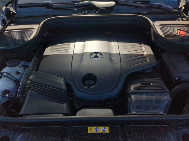 New 2027 Mercedes-Benz GLS 450 4MATIC image 16