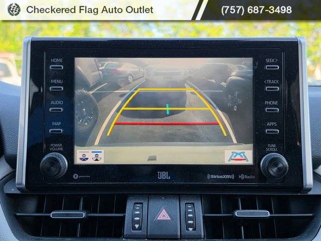 Used 2020 Toyota RAV4 XLE Premium AWD/4WD image 17