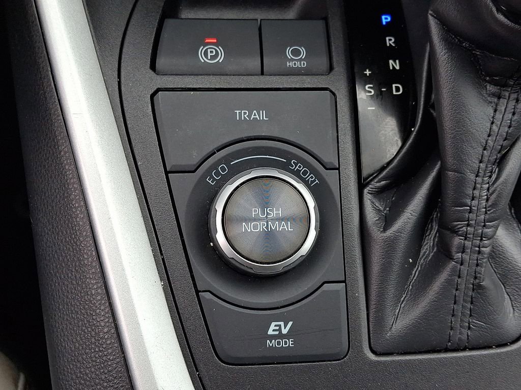 Used 2024 Toyota RAV4 Limited image 19