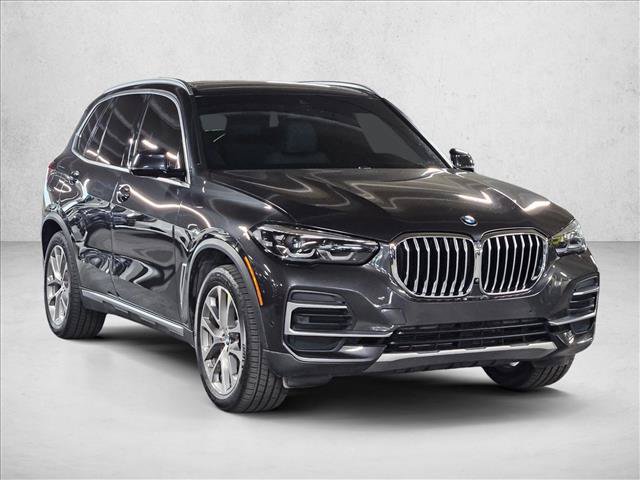 Certified 2023 BMW X5 sDrive40i w/ Parking Assistance Package RWD image 3