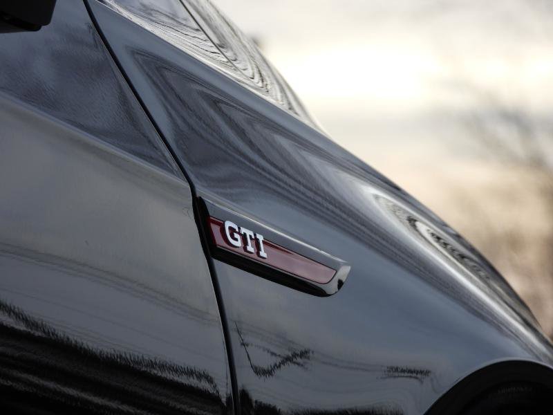 Used 2024 Volkswagen GTI S image 9