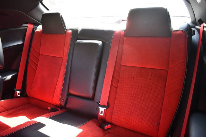Used 2018 Dodge Challenger SRT w/ Technology Group image 23