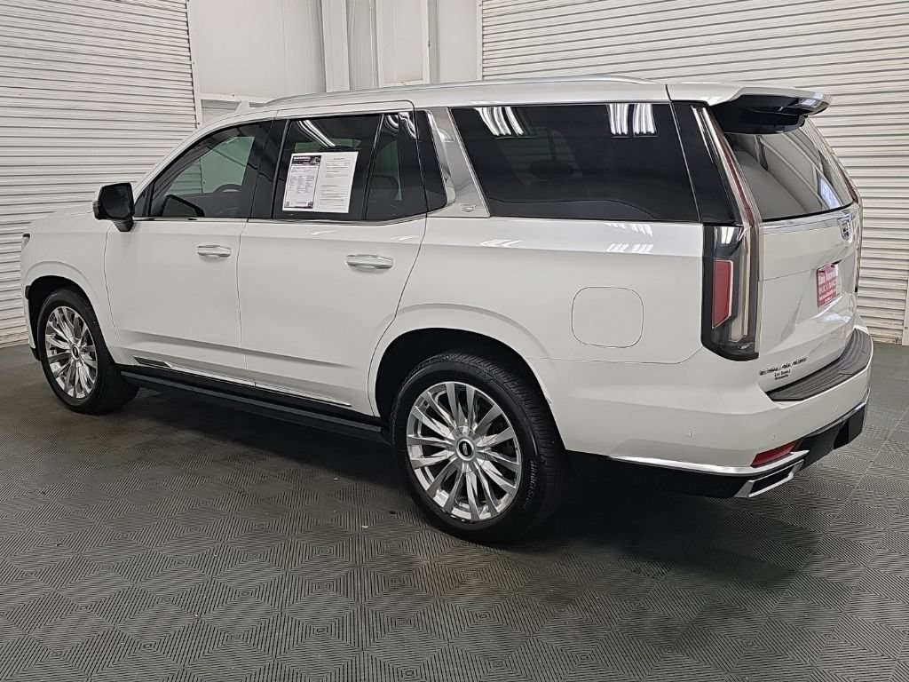 Used 2022 Cadillac Escalade Premium Luxury w/ Performance Package AWD/4WD image 6