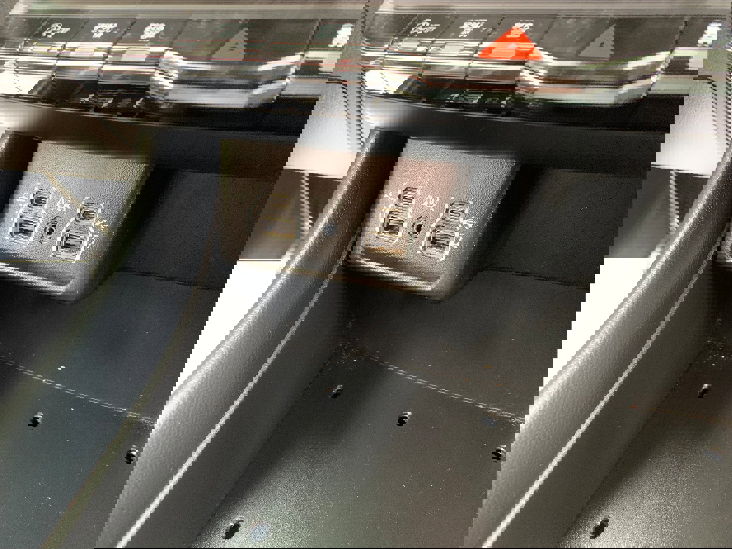 Certified 2024 Dodge Durango GT image 34