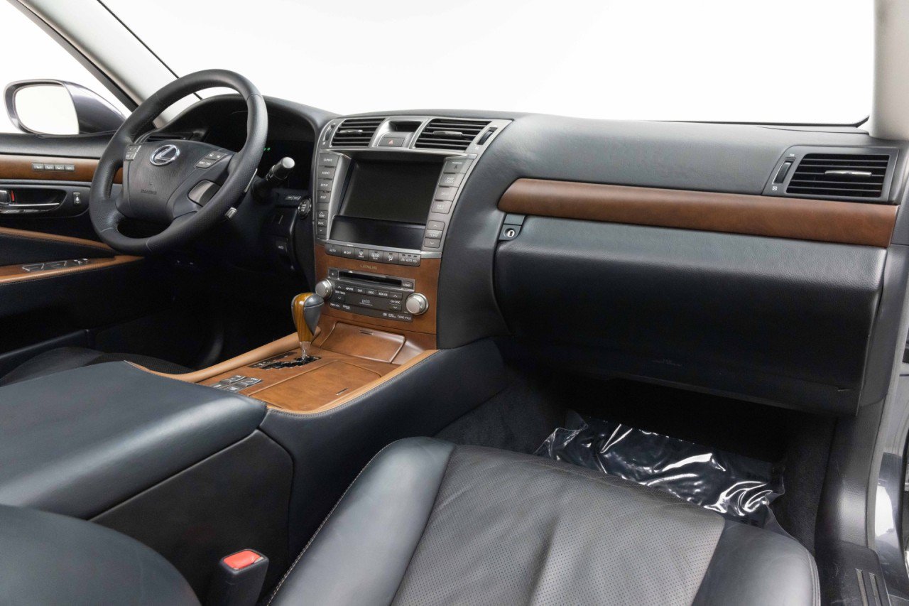 Used 2011 Lexus LS 460 w/ Sport Pkg RWD image 2