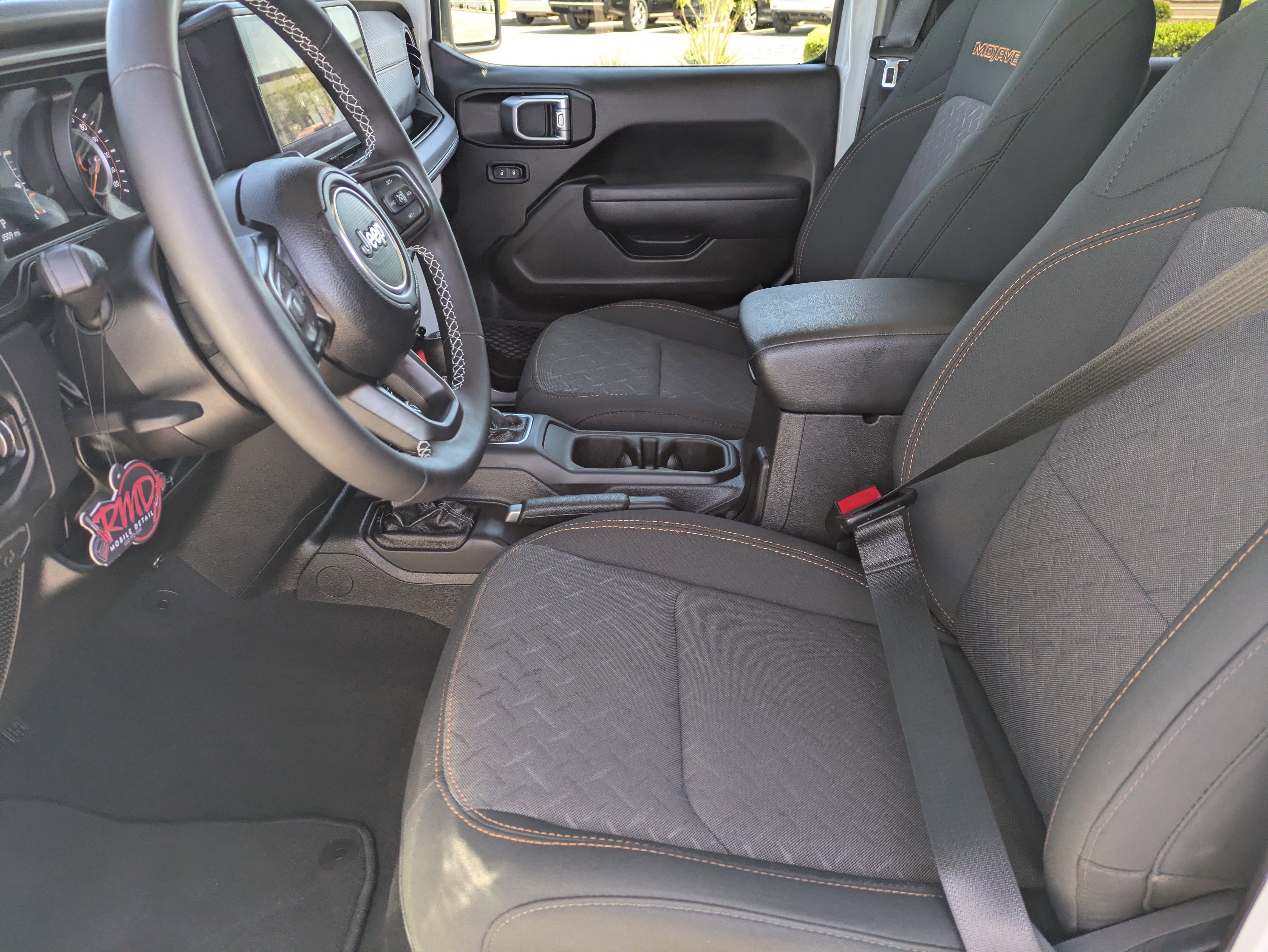 Used 2025 Jeep Gladiator Mojave image 24