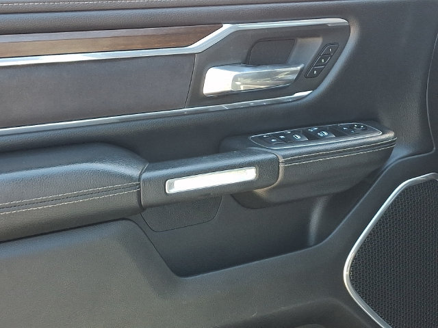 Used 2021 RAM 1500 Laramie AWD/4WD image 22