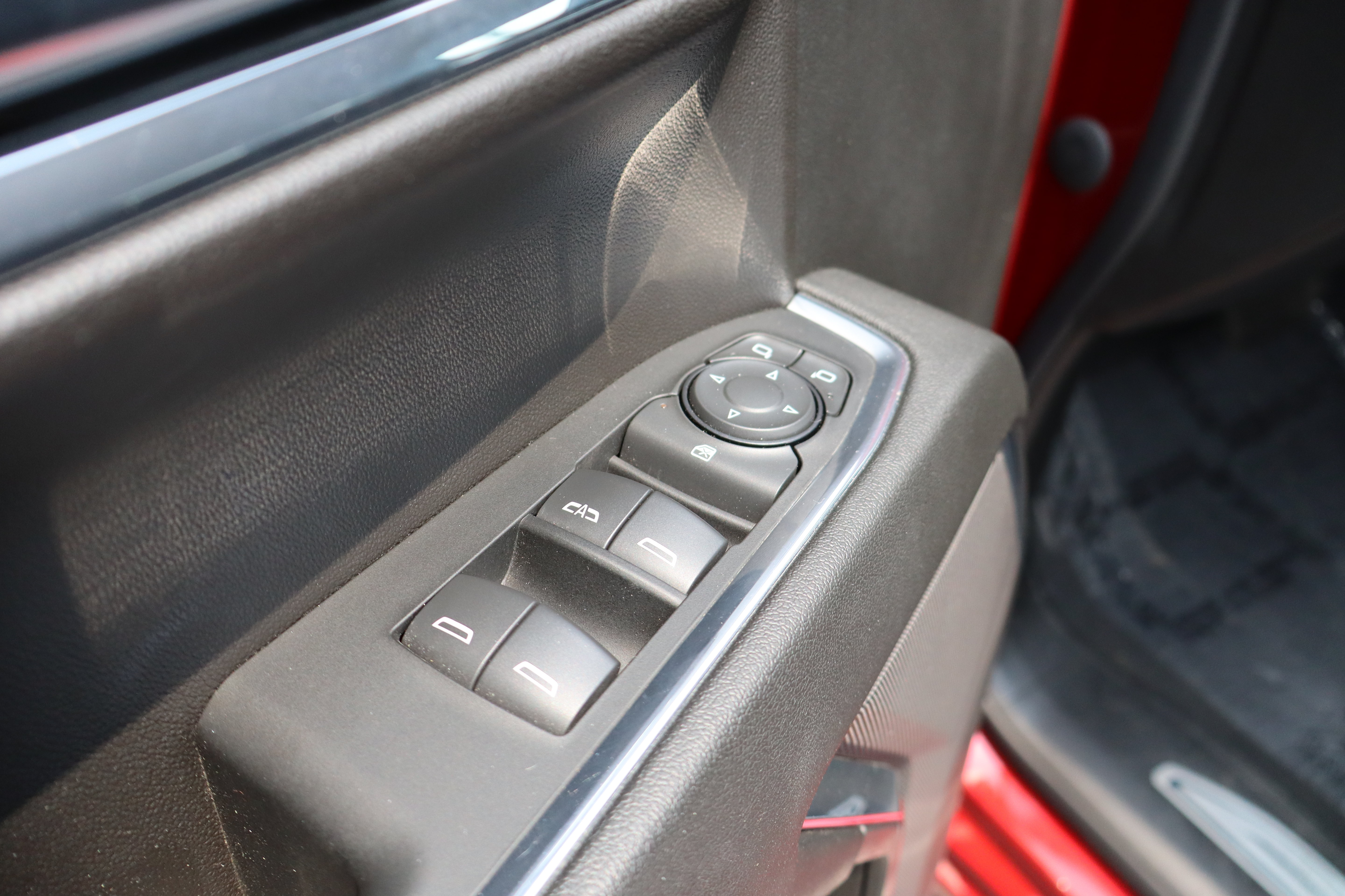Used 2023 Chevrolet Silverado 1500 RST w/ LPO, Liner Protection Package AWD/4WD image 15