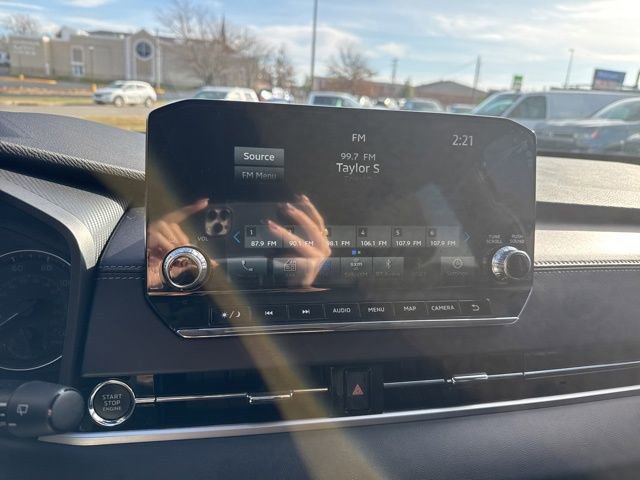 Used 2024 Mitsubishi Outlander SE Black Edition image 23