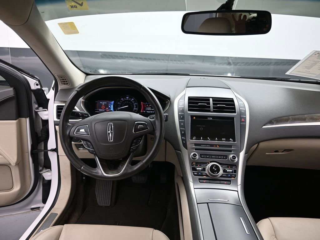 Used 2018 Lincoln MKZ Select w/ Select Plus Package FWD image 19