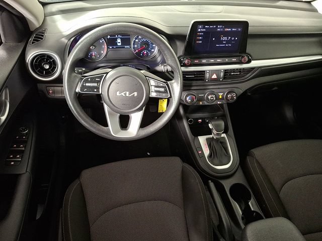Used 2023 Kia Forte LXS FWD image 2