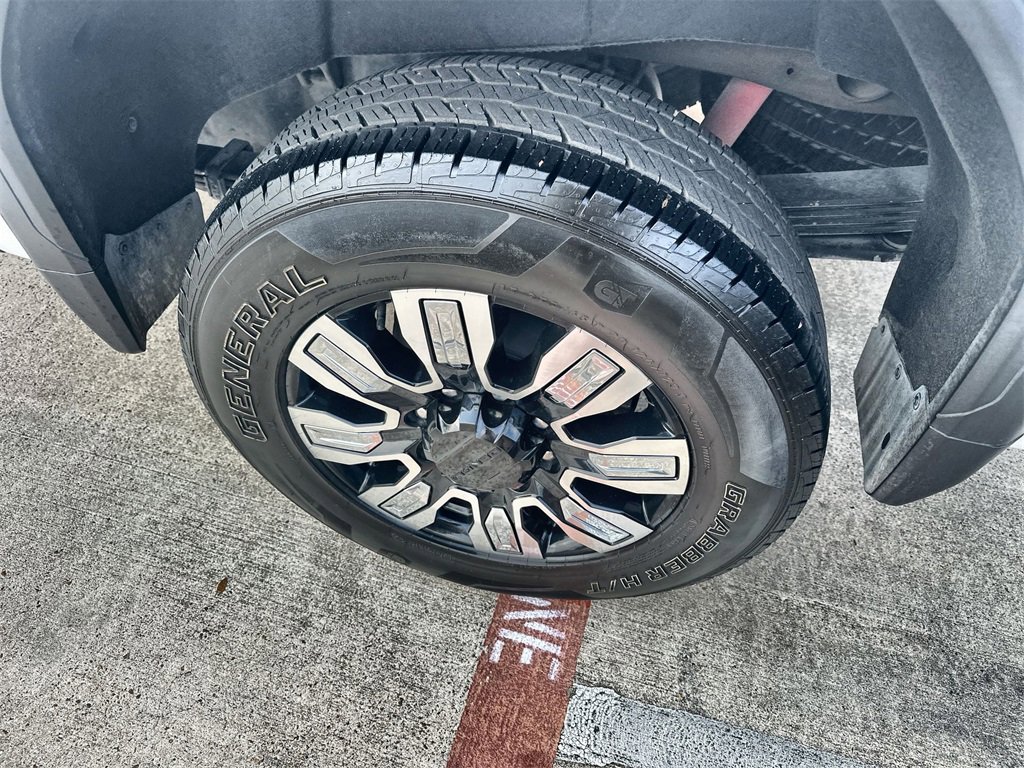 Used 2024 GMC Sierra 2500 Denali w/ Denali Reserve Package image 12