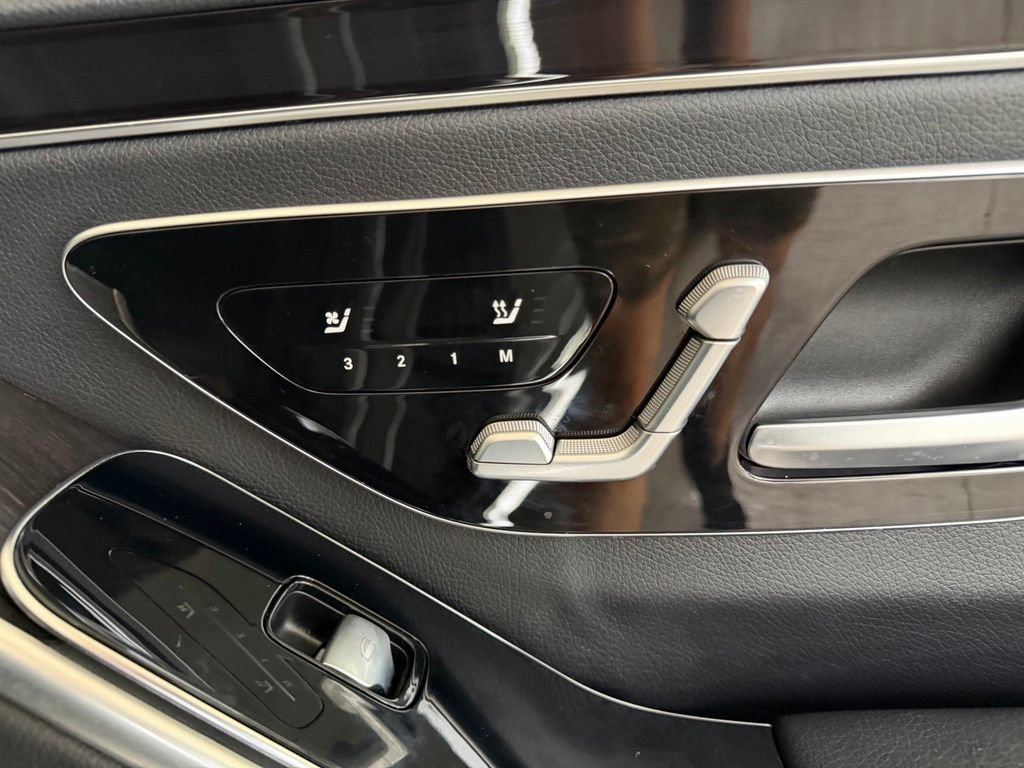 Used 2023 Mercedes-Benz S 500 4MATIC w/ AMG Line image 25