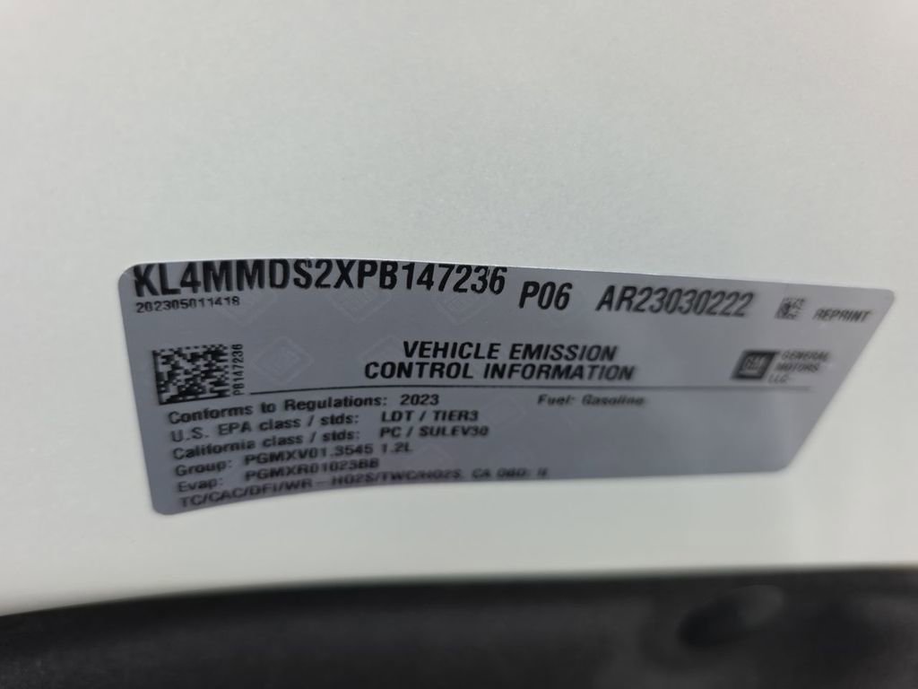 Used 2023 Buick Encore GX Select w/ Safety Package II image 36