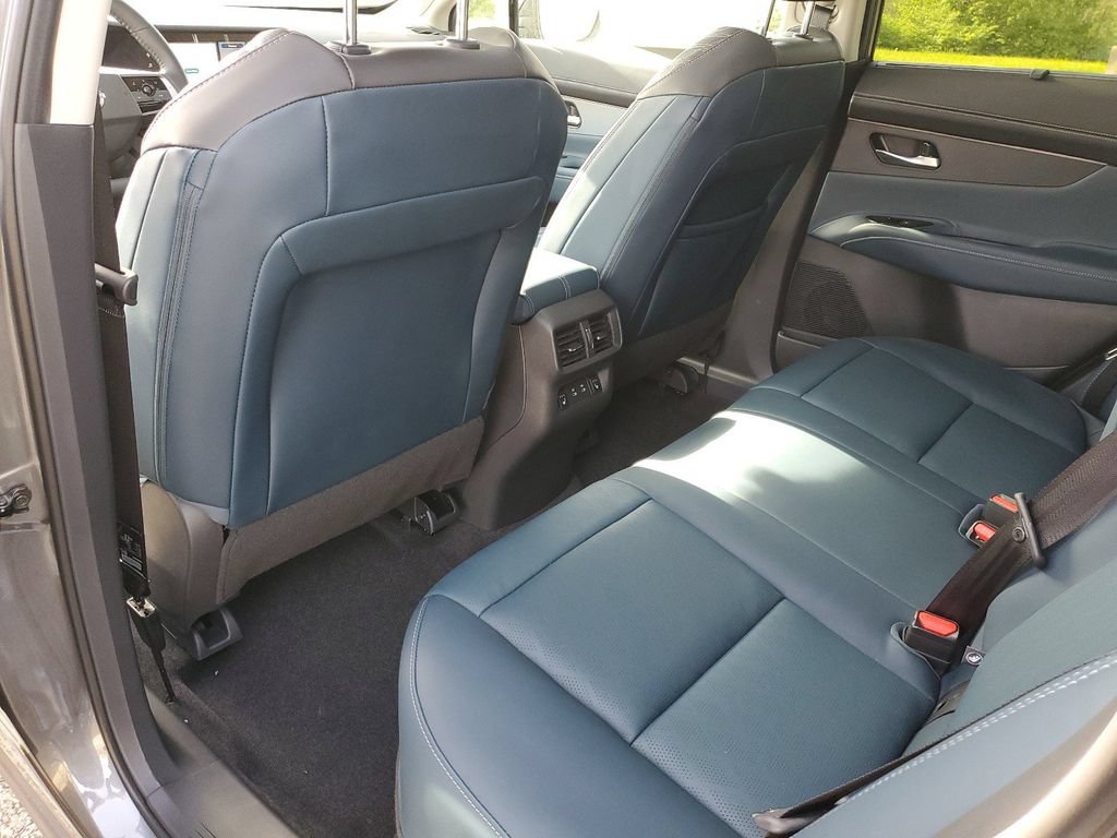 New 2026 Nissan Murano Platinum w/ Cargo Package AWD/4WD image 13