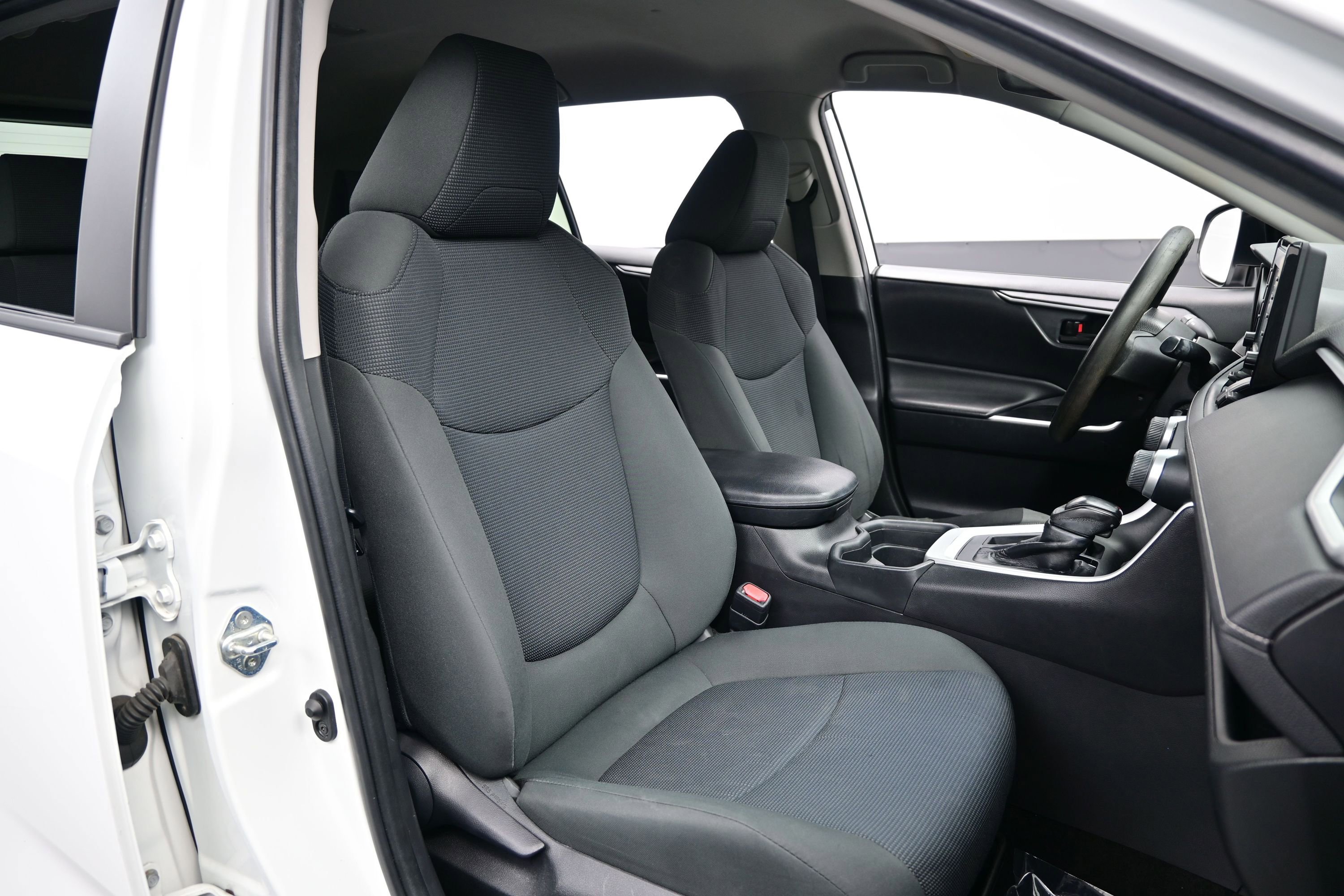 Used 2020 Toyota RAV4 LE w/ All Weather Liner Package FWD image 12