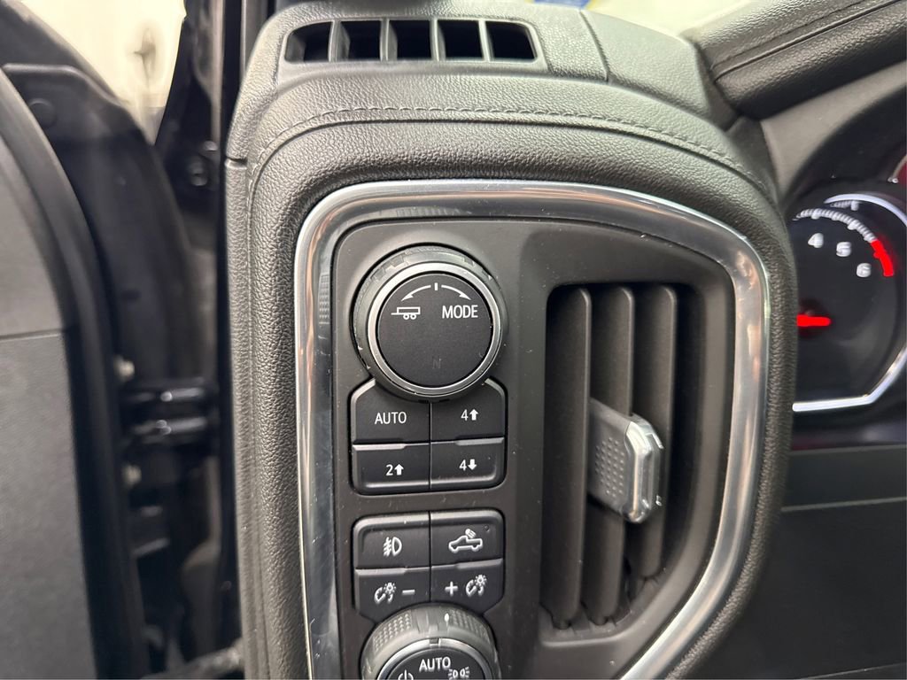 Used 2020 Chevrolet Silverado 2500 LTZ w/ LTZ Plus Package image 35