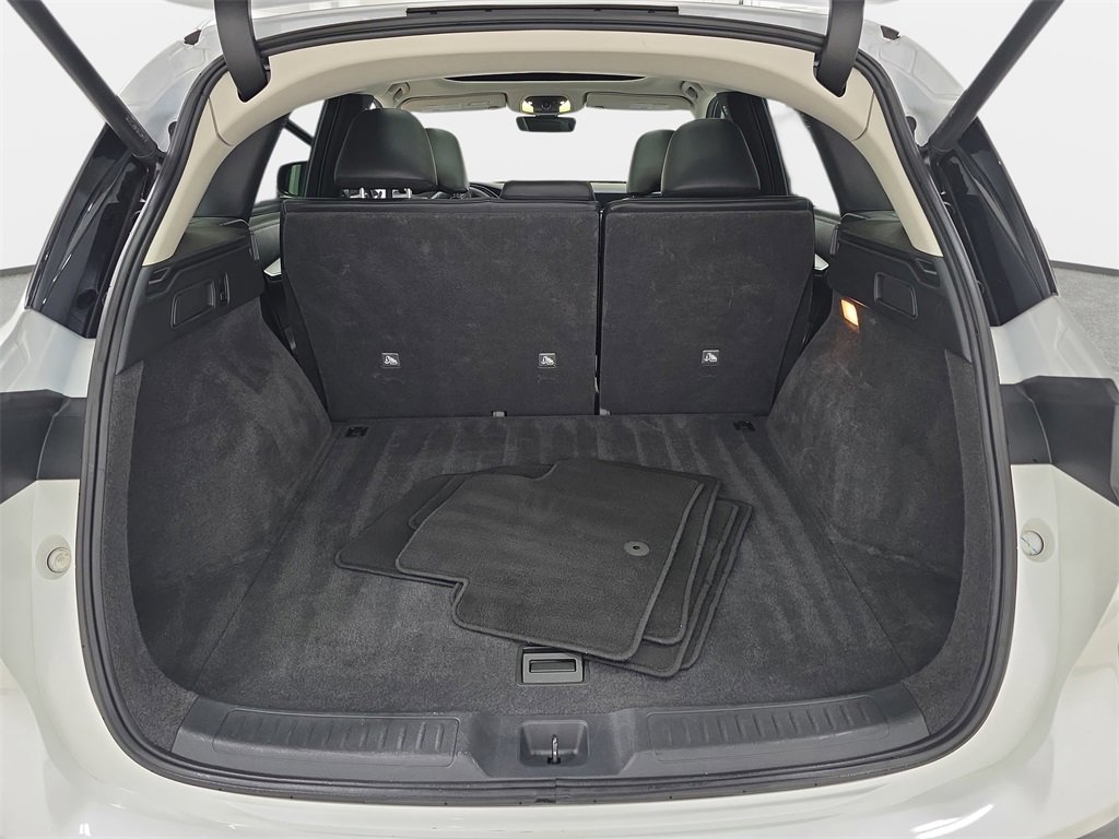 Certified 2023 INFINITI QX50 Luxe image 32