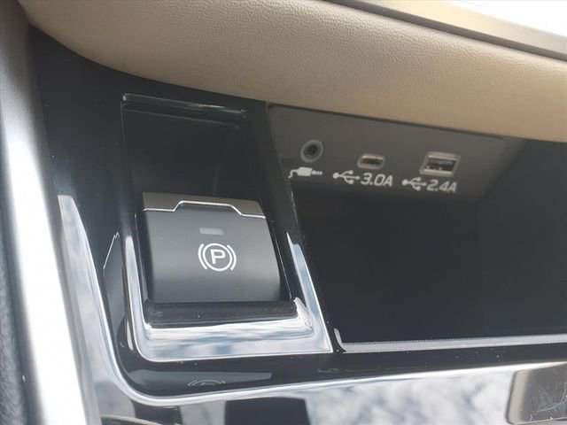 Used 2025 Subaru Outback Limited XT image 23