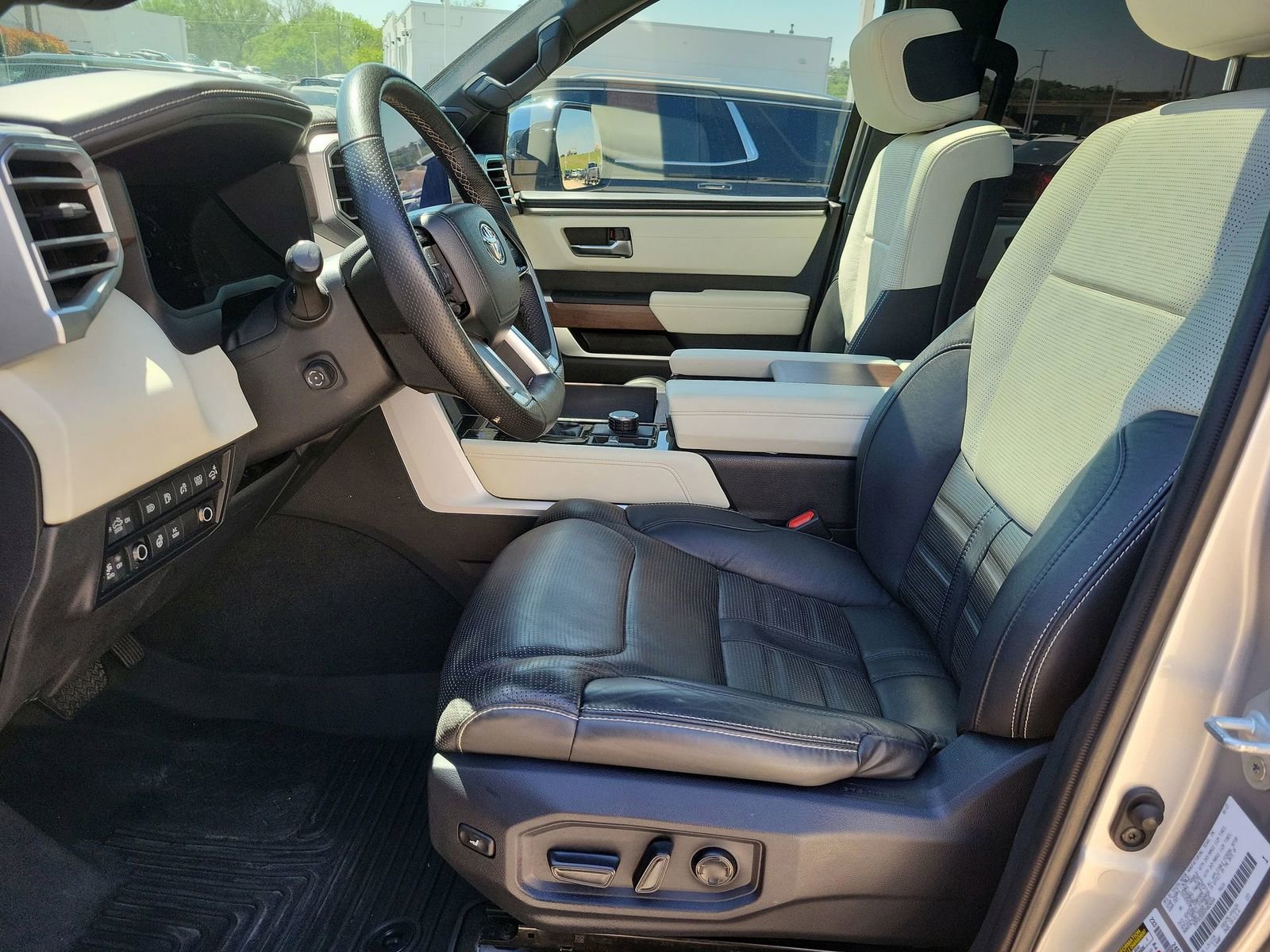 Used 2023 Toyota Tundra Capstone AWD/4WD image 20